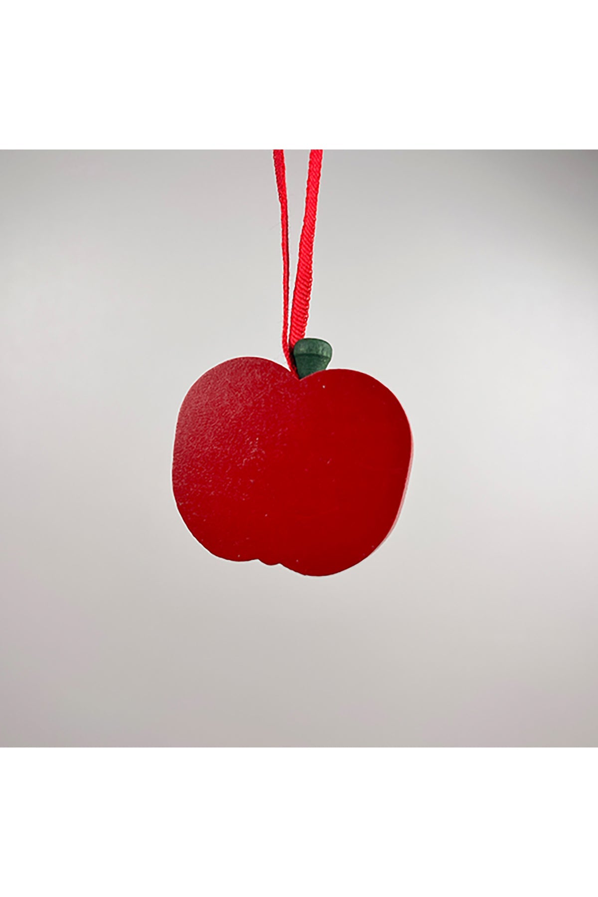 Anhänger aus Holz Apfel flach | 42 mm