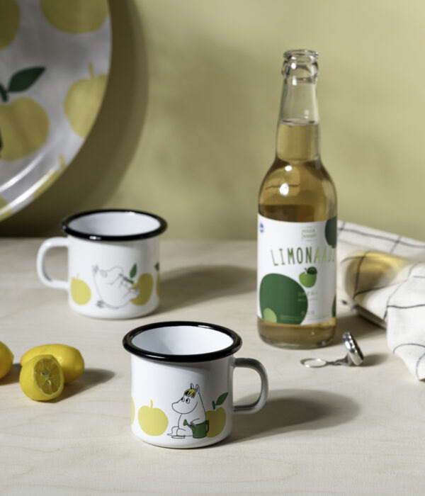 Muurla Moomin Emaillebecher 'Joyful Apples' - 250 ml