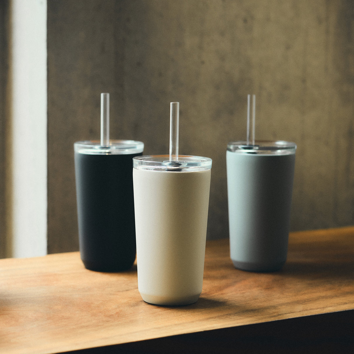 Kinto To Go Tumbler mit Strohhalm - 480 ml - White