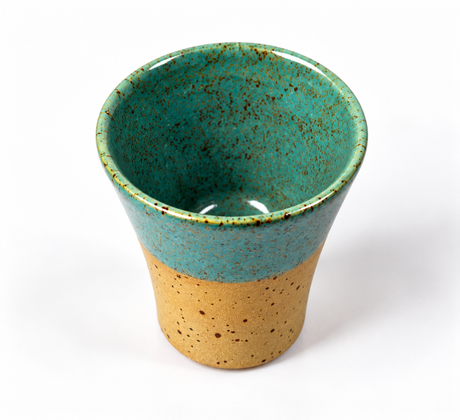 ancoros Design Tasse Grün/Natur – handgetöpfertes Steinzeug – 120 ml