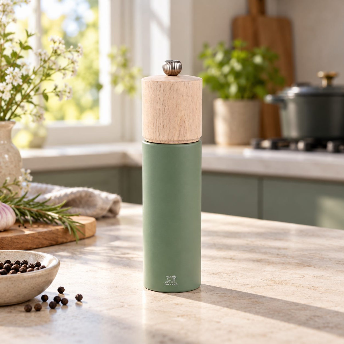 Peugeot Boreal – Pfeffermühle Olivgün – 21 cm